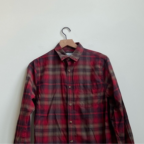 Mountain Hardwear Shirt Mens Spalding Red Plaid Button Down Long Sleeve Gorpcore - Picture 3 of 15
